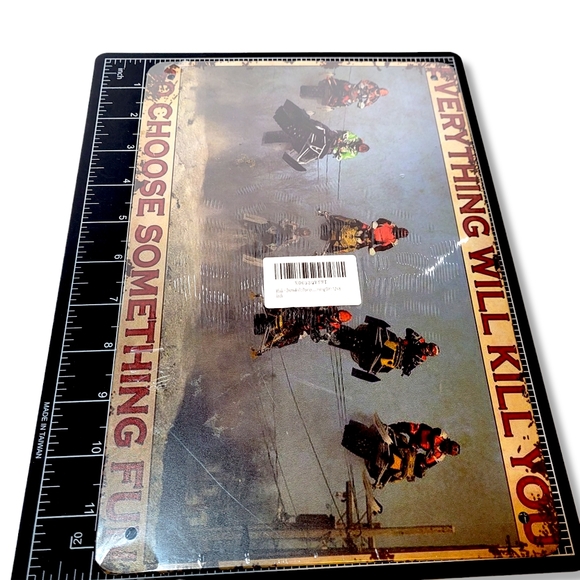 Snow Racing Tin Sign - Picture 3 of 4